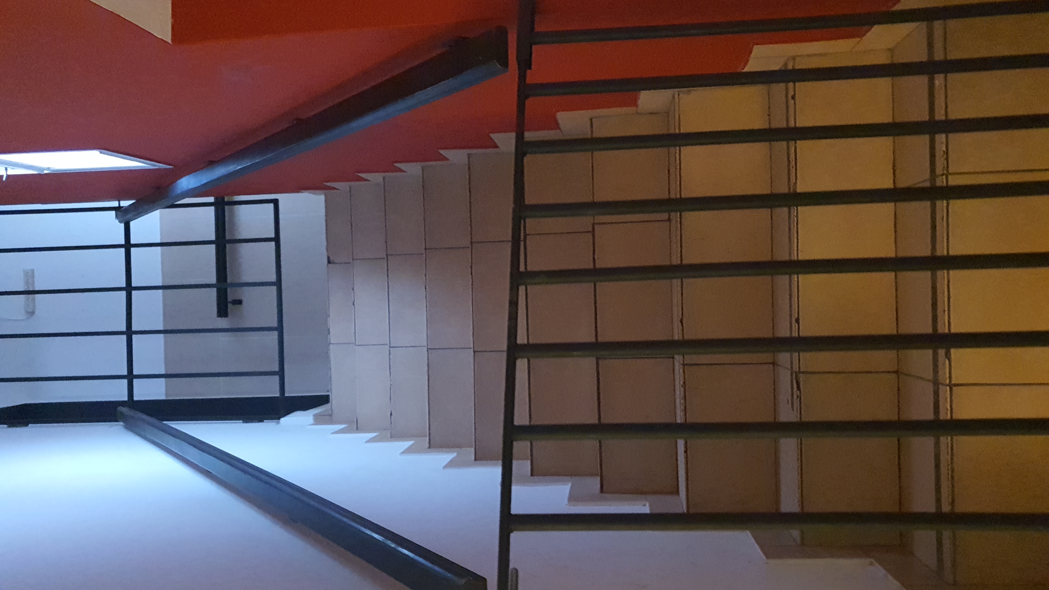 Escalera PB